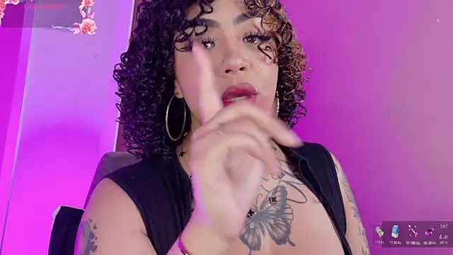 foxxy-lov3 online show from 20, 4, 2026