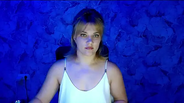 Snapshot of nika_gold1 chatting on 9, 7, 2026 nika gold1 online show from 9, 7, 2026