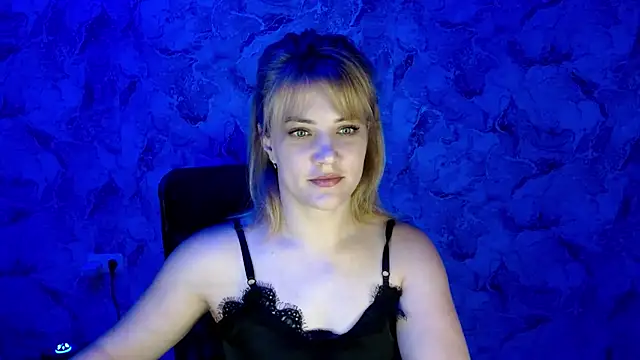 Snapshot of nika_gold1 chatting on 29, 7, 2026 nika gold1 online show from 29, 7, 2026