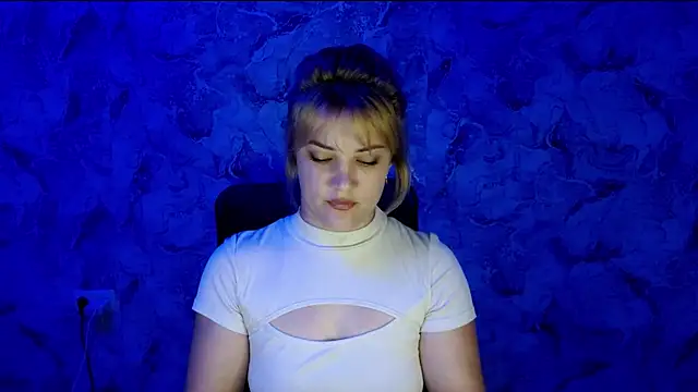 Snapshot of nika_gold1 chatting on 14, 7, 2026 nika gold1 online show from 14, 7, 2026