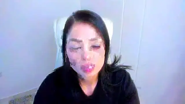 dominique21  online show from 3, 2, 2026