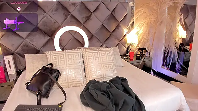 Snapshot of sofhiaa_adaams chatting on 26, 10, 2025 sofhiaa adaams online show from 26, 10, 2025