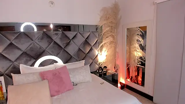 Snapshot of sofhiaa_adaams chatting on 7, 11, 2025 sofhiaa adaams online show from 7, 11, 2025