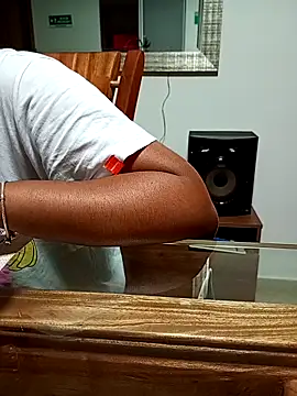 fetishcouples47 online show from 5, 4, 2026