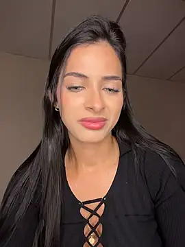 violetta-brown1 online show from 9, 3, 2026