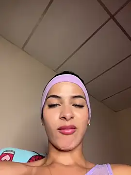 violetta-brown1 online show from 5, 3, 2026