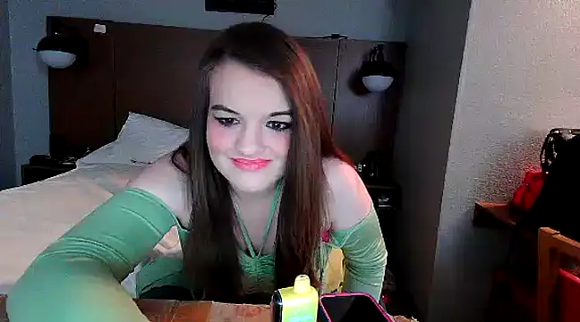 Snapshot of kittykat_1999@xh chatting on 7, 12, 2024 kittykat 1999xh online show from 7, 12, 2024
