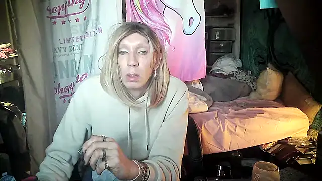 Ombeline1 online show from 23, 2, 2025