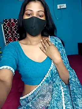 Snapshot of Triha_18 chatting on 8, 3, 2025 Triha 18 online show from 8, 3, 2025