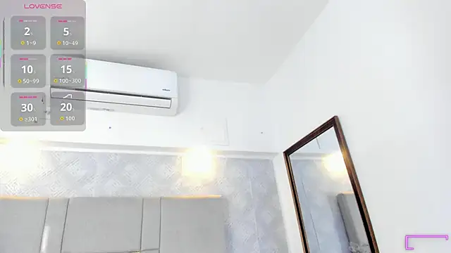 Snapshot of Camilaa_Sanchez_ chatting on 8, 10, 2025 Camilaa Sanchez online show from 8, 10, 2025