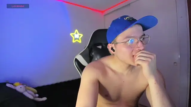 AustinSummerr online show from 11, 3, 2025