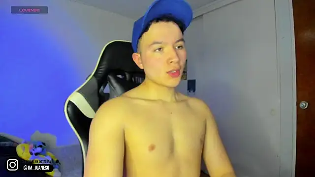 AustinSummerr online show from 8, 1, 2025