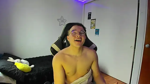 AustinSummerr online show from 4, 3, 2025