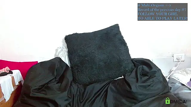 Hot Candy  online show from 17, 3, 2026