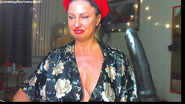 hornymommy69  online show from 12, 1, 2025