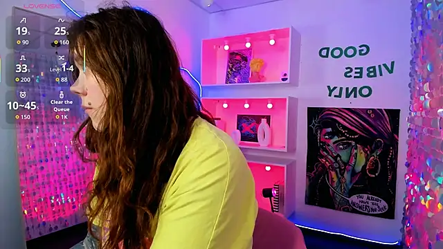 SophiePure online show from 18, 2, 2026