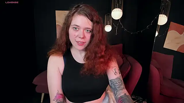 SophiePure online show from 26, 1, 2025