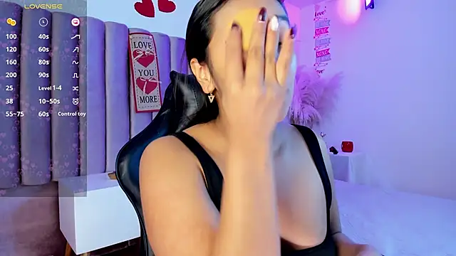 AmelyaMann online show from 24, 2, 2025