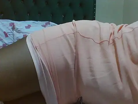 Snapshot of Sexy_Riri chatting on 4, 6, 2026 Sexy Riri online show from 4, 6, 2026