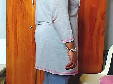 Freakyassnwildx online show from 17, 12, 2025