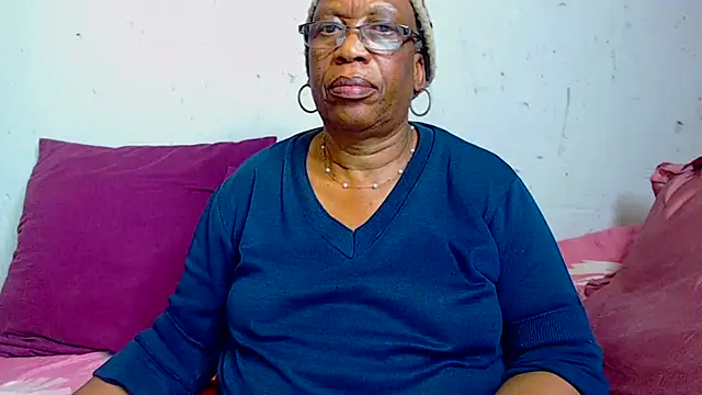 Freakyassnwildx online show from 8, 9, 2025