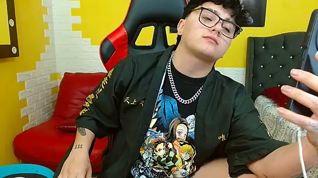 isabeautyx19 online show from 15, 10, 2025