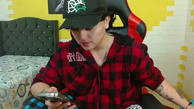 isabeautyx19 online show from 3, 3, 2026