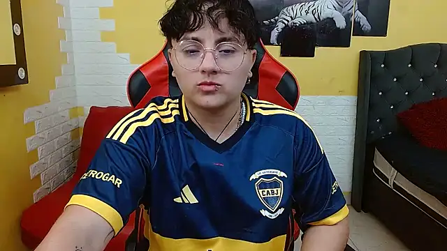 isabeautyx19 online show from 11, 1, 2026