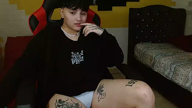 isabeautyx19 online show from 4, 12, 2025