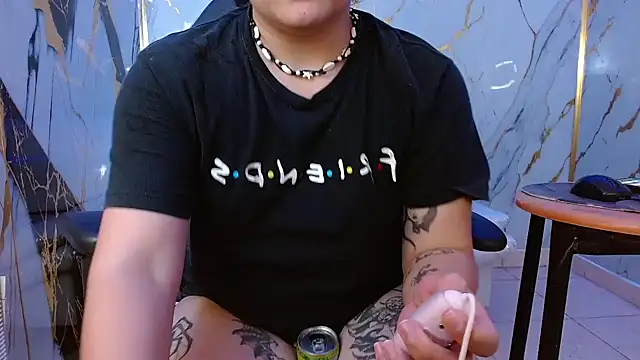 isabeautyx19 online show from 14, 6, 2026