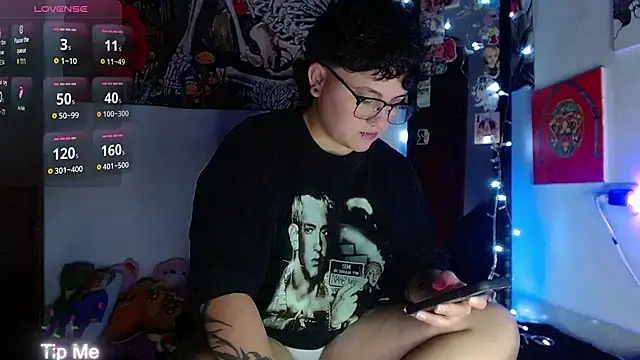 Snapshot of isabeautyx19 chatting on 21, 5, 2026 isabeautyx19 online show from 21, 5, 2026