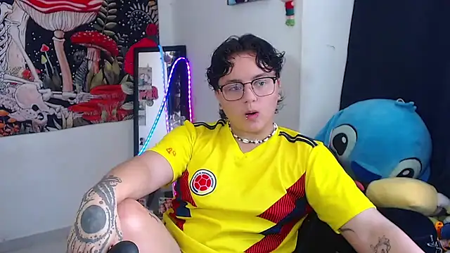 isabeautyx19 online show from 15, 7, 2026