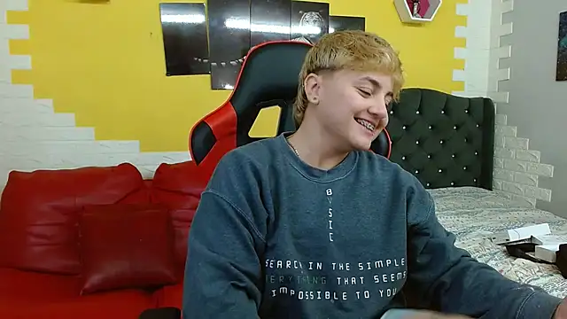 isabeautyx19 online show from 2, 10, 2025