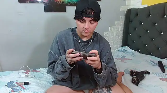 isabeautyx19 online show from 13, 2, 2026