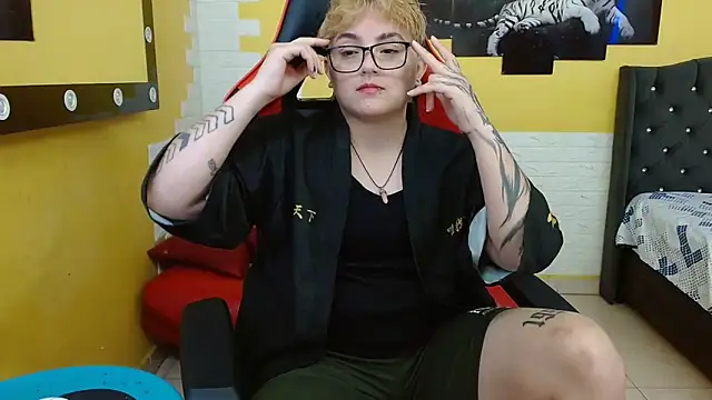 isabeautyx19 online show from 10, 9, 2025