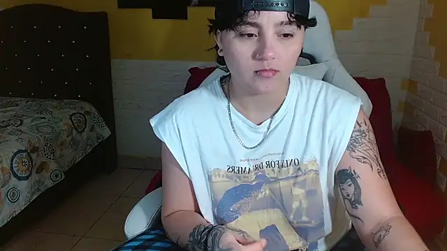 isabeautyx19 online show from 26, 3, 2026