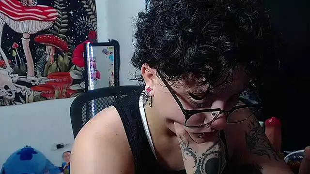 isabeautyx19 online show from 25, 6, 2026
