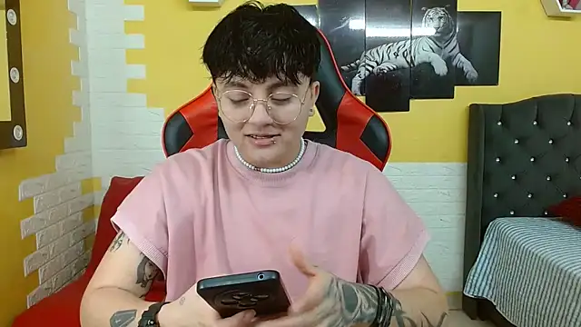 isabeautyx19 online show from 21, 12, 2025