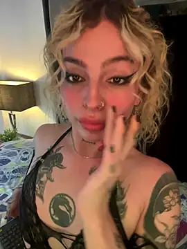 Snapshot of Bonnie_vega chatting on 12, 11, 2025 Bonnie vega online show from 12, 11, 2025