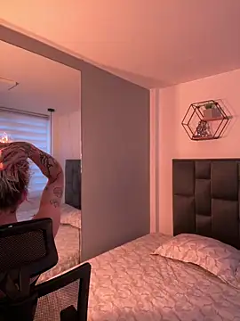 Bonnie vega online show from 28, 4, 2026