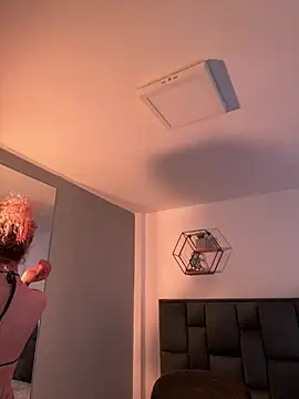 Bonnie vega online show from 26, 4, 2026