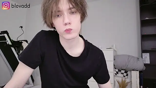 Snapshot of callmenineoneseven chatting on 13, 7, 2026 callmenineoneseven online show from 13, 7, 2026
