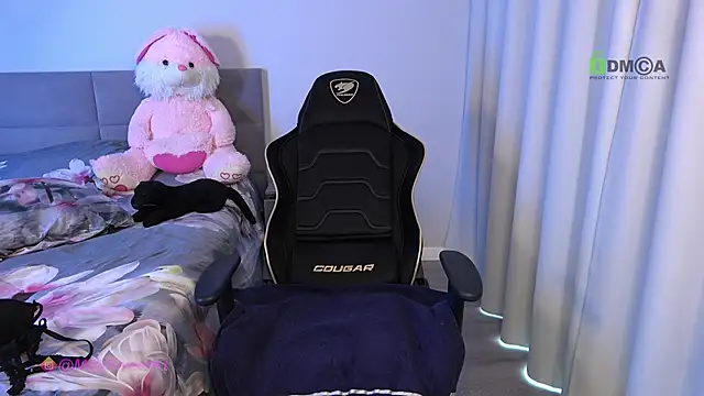 Snapshot of MiniSweetKt chatting on 9, 2, 2026 MiniSweetKt online show from 9, 2, 2026