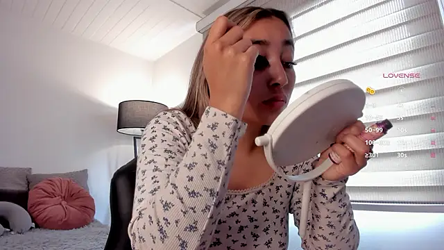 vico sweety online show from 16, 3, 2026