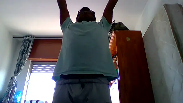 bigbutted daddy online show from 2, 1, 2025