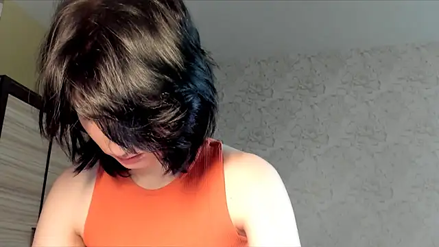 JulisSweet online show from 5, 3, 2025