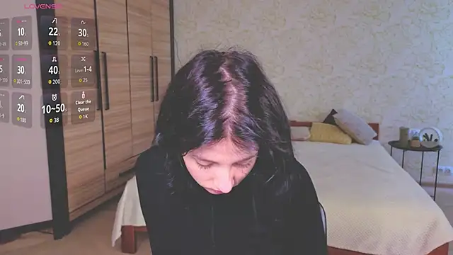 JulisSweet online show from 10, 10, 2025