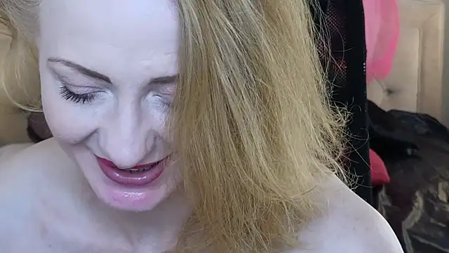 SquirtyAlisa online show from 23, 4, 2026