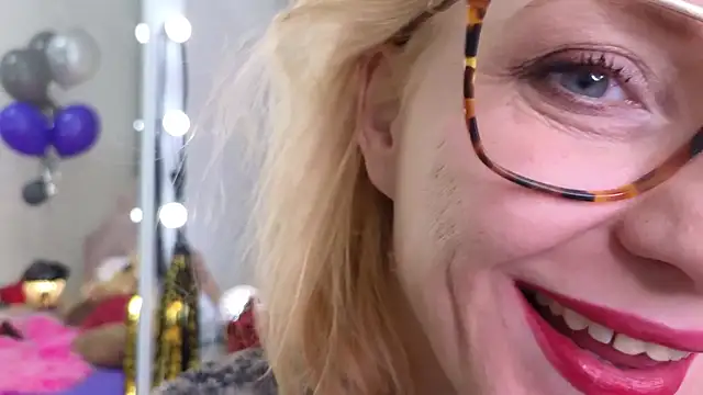 SquirtyAlisa online show from 28, 10, 2025