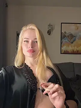 Vladamais online show from 5, 11, 2025